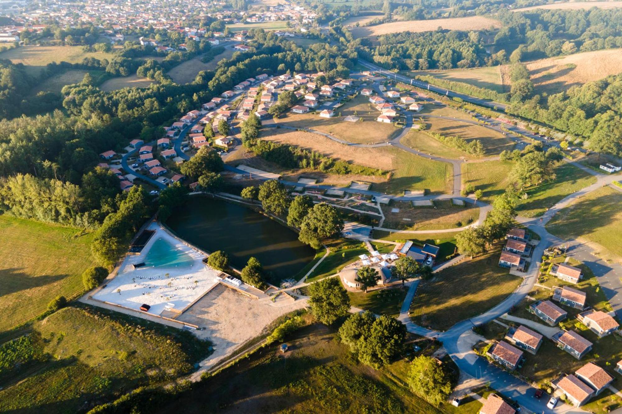 Domaine Melusine - A 2Km Du Puy Dufou ! Hotel Les Epesses Exterior photo